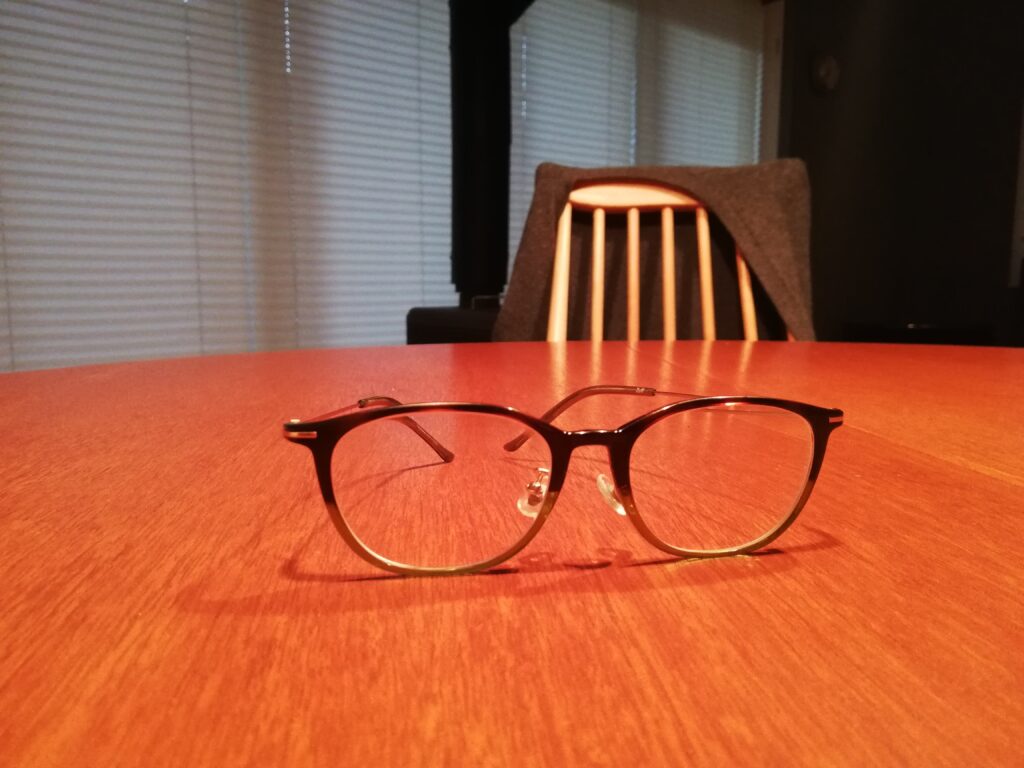 現在使用中のzoffのメガネ